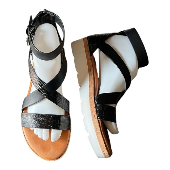 Nine West Black Reptile Print Ankle Sandals Size 7.5M - Picture 2 of 11